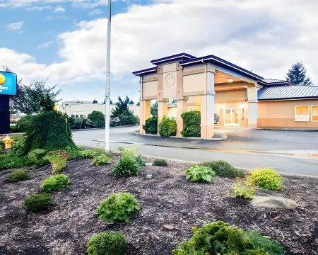 Quality Inn Florence Отели рядом с достопримечательностью «Санд Мастер Парк - Сандбординг»