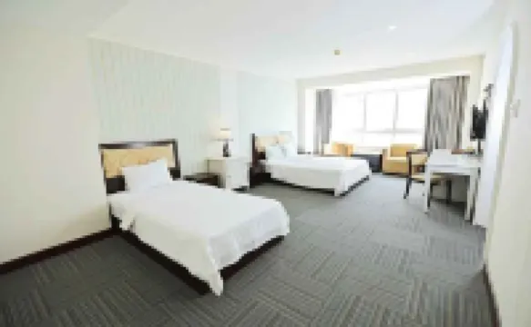 Dong Kinh Hotel Các khách sạn gần Khu Trại Giam Bệnh Viện Chợ Quán