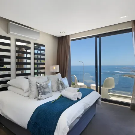 Azamare Guest House Отели рядом с достопримечательностью «Кемпс-Бэй»