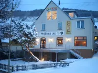 Hotel Zur Post Hotels in der Nähe von Lehmen Winery