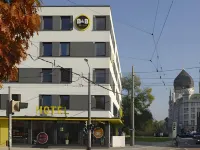 B&B HOTEL Dresden-Messe  호텔