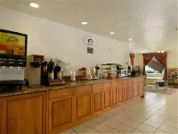 Super 8 by Wyndham Bernalillo - breakfast