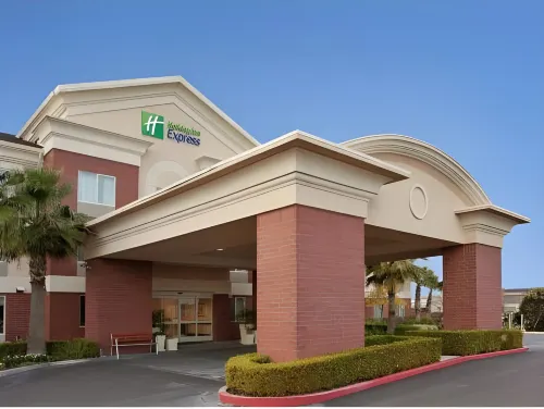 Holiday Inn Express WOODLAND by IHG - Pool