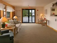 Super 8 by Wyndham Ticonderoga