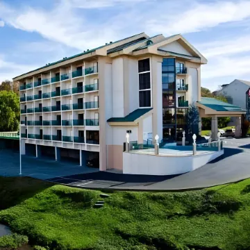 Pigeon River Inn