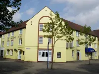 The Oakland Hotel Hotels in Maldon