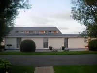 Charmehotel Kruishof Hotels in Middelkerke