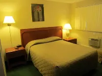 Canadiana Motel Hotels in Walkerton