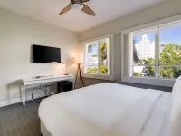 Crest Hotel Suites Hotels near Holocaust Memorial Miami Beach