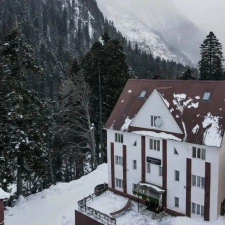 Alpenkhauz Hotel