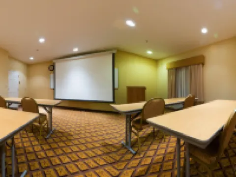 Candlewood Suites WINDSOR LOCKS BRADLEY ARPT by IHG Hotels in Windsor Locks