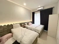 Arantheraville, Scandinavian House for 10 Pax Các khách sạn ở Tunggulwulung