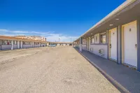 โรดเวย์ อินน์ แคสเปอร์