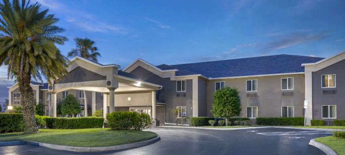 Best Western Edgewater Inn Hotels in Volusia County