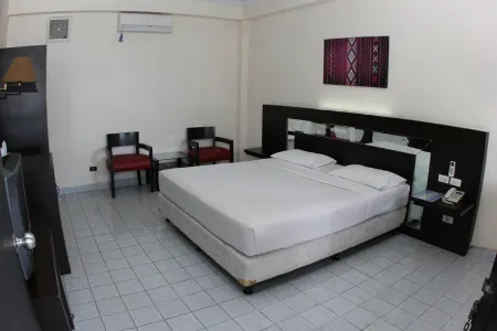 Danau Toba International Cottage Parapat Отели рядом с достопримечательностью «Pantai Bebas Parapat Danau Toba»