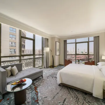 Al Manakha Rotana Madinah