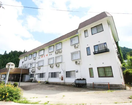 Kadoya Shinkan Hotels in Kami