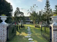 คาริสม่า รีสอร์ท โรงแรมใกล้เวเนโต้ สวนผึ้ง