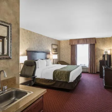 Comfort Inn & Suites