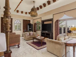 Sharq Village & Spa, a Ritz-Carlton Hotel