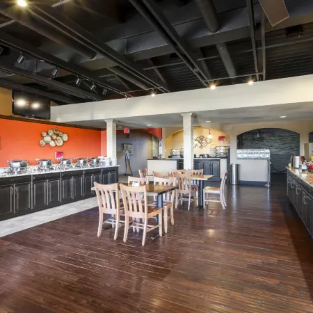 Best Western Plus Raton Hotel