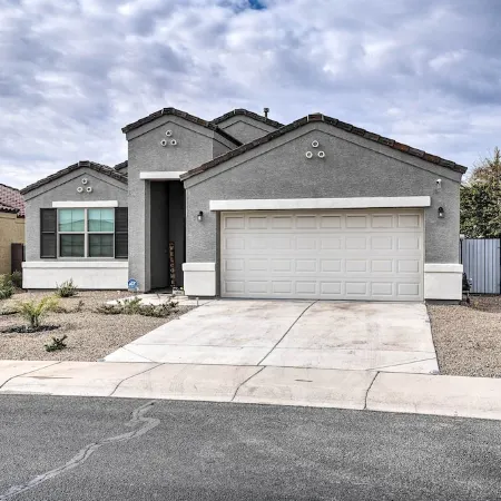 Private Pool: Relaxing Phoenix Area Vacation Home!