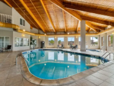 コンフォート イン & スイーツ ニア ユニバーシティ オブ ワイオミング ララミーのホテル