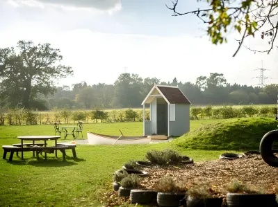 The White Horse Inn Hotels in Thornham Magna