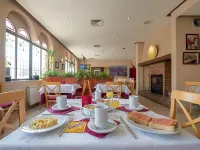 Hotel Vivar Các khách sạn ở Yuncos