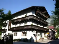 Obertraunerhof Отели в г. 