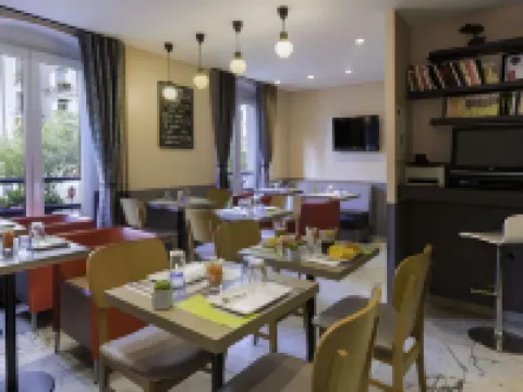 Hotel Atrium by Happyculture Hotels in Suresnes