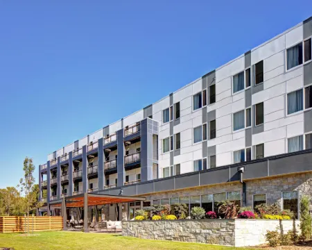 Courtyard Appleton Riverfront Hotels in Appleton