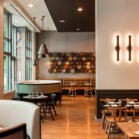 Le Meridien Boston Cambridge