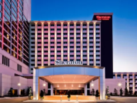 Sheraton Greensboro at Four Seasons Hotels in Guilford County