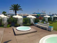 DuoMo Hotel - Hot Tub