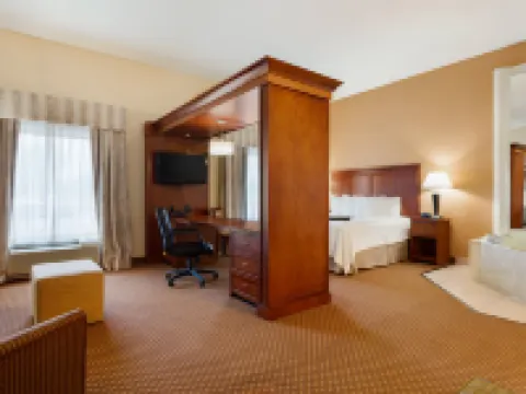 Hampton Inn & Suites Detroit/Chesterfield Township Hotels in Macomb County