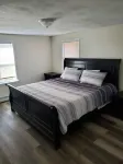 Newly Renovated Guest House Located on Private Compound