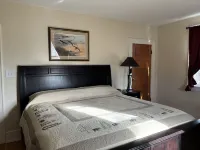 River Ranch House w/ Horse Accommodations and access to The Yellowstone River