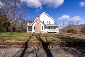 Creek-side retreat in the woods, perfect for families seeking quality time