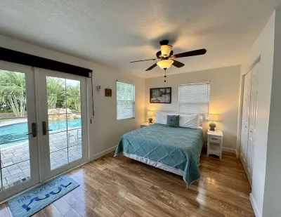 💦Stuart Splash💦 Pool Home; near Downtown Stuart & Hutchinson Island Beaches 🏖