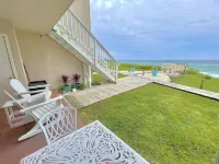 PRIVATE BEACH-You deserve this-Luxury ground-level 1-bedroom ON THE BEACH on 30A