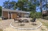 Newly renovated home near beaches with fire pit, AC, electric vehicle charging