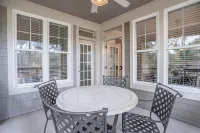 Charming Reynolds Condo; WALK TO THE RITZ; On Golf Course