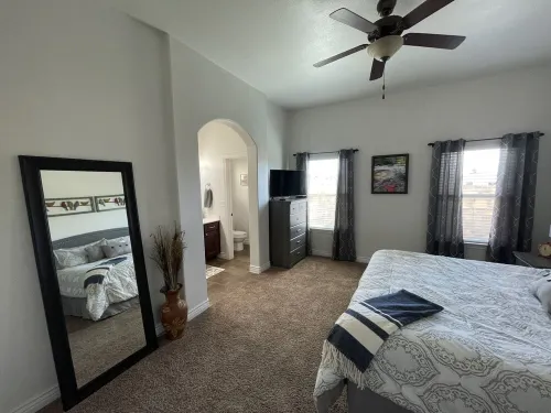 Perfect Home for Families/Dogs-Gated Community, Security/Pool & Many Amenities Hotels in El Paso County