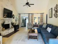 The Retreat - Entire Residential Home!