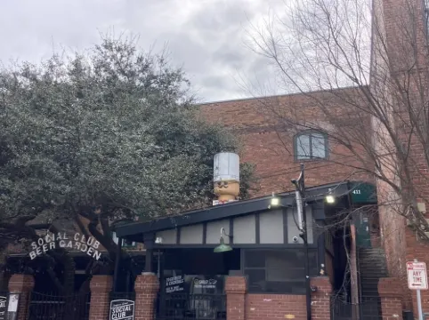 Wanderlust on Congress 2B 1 1/2bath in heart of the historic district