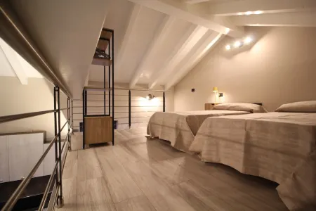 Court Nerina 2 - Freddie Apartment Отели в г. Сомма-Ломбардо