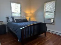 Downtown Snoqualmie Home - Hot Tub, Fully Fenced Yard - Pet Friendly!