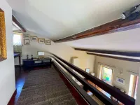 Spacious historic apartment with rooftop terrace