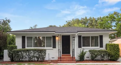 Charming Home Close to Downtown, Fully Renovated